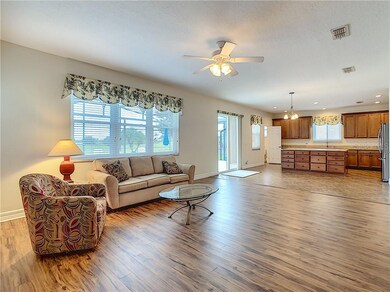 813 Kettering Rd, Davenport, FL 33897 - photo 4