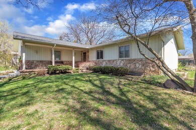 05-5900 Patriots way-WindowStill-Real-Es