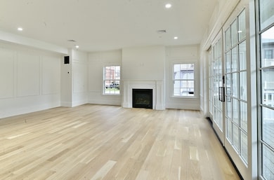 66 Pleasant St unit 1, Marblehead, MA 01945 - photo 6