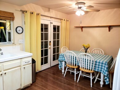 37452 17th St E, Palmdale, CA 93550 - photo 5