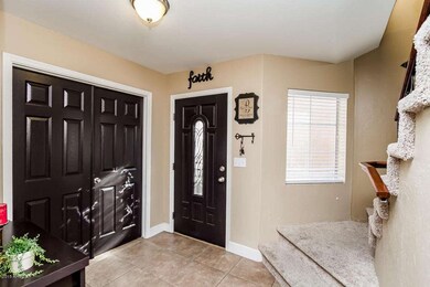 7451_E_Lobo_Ave_Entryway1