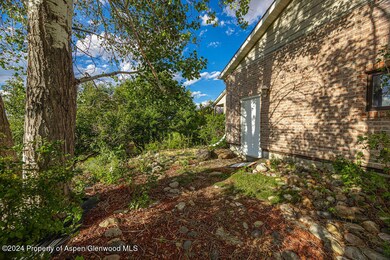 2861PinonCir.-01