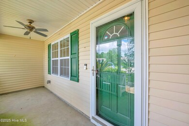 6_1522 pine harbor way-00006