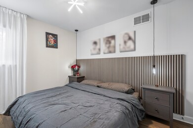 609 W Gladys Ave, Elmhurst, IL 60126 - photo 7