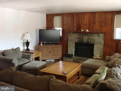 205 S 5th St, North Wales, PA 19454 - photo 5