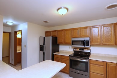 3227 W Meadows Ct unit A, Sheboygan, WI 53081 - photo 6