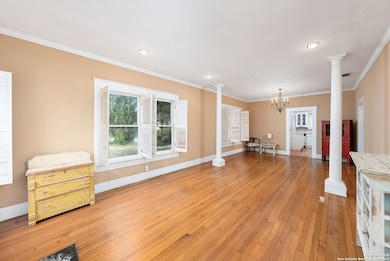 479 E Magnolia Ave, San Antonio, TX 78212 - photo 6