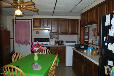 2006 Washburn St unit 2008, Scranton, PA 18504 - photo 5