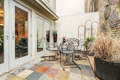 1622 Cherryhurst St, Houston, TX 77006 - photo 6