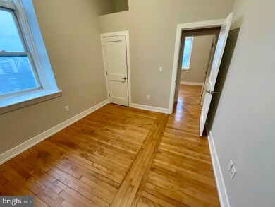 4629 35 E Thompson St unit 42, Philadelphia, PA 19137 - photo 5