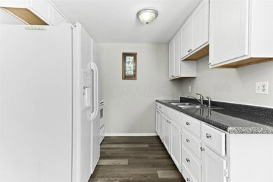 5233 Brownfield Ct, Columbus, OH 43232 - photo 5