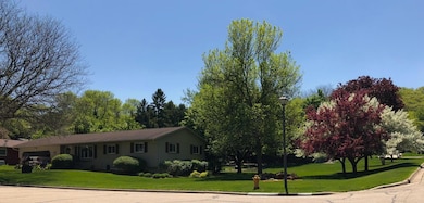 3557 Skyline Dr, Red Wing, MN 55066 - photo 2