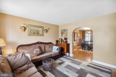 8441 Pleasant Plains Rd, Towson, MD 21286 - photo 4