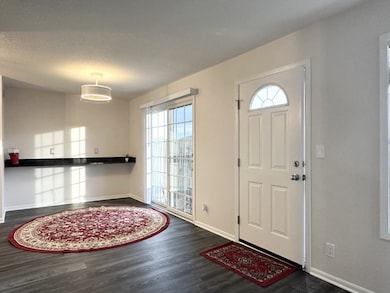 1514 Northfield Meadows Blvd unit 2, Bourbonnais, IL 60914 - photo 5