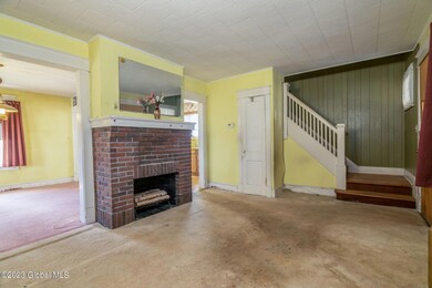 402 Mountain St, Albany, NY 12209 - photo 4