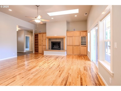 5500 Meadow Lake Way, Florence, OR 97439 - photo 7