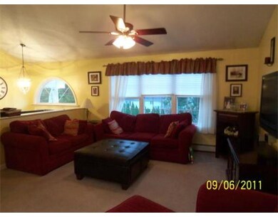 70 Ferry St unit 70, South Grafton, MA 01560 - photo 2