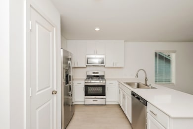 2752 Mistwood Dr, Fort Worth, TX 76108 - photo 2