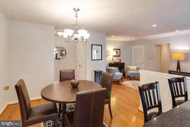 4061 S Four Mile Run Dr unit 404, Arlington, VA 22204 - photo 3