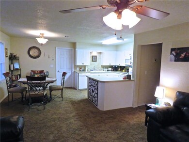 501 E Darrow St, Shawnee, OK 74801 - photo 4