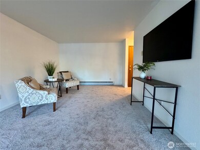 15140 65th Ave S unit 221, Tukwila, WA 98188 - photo 6