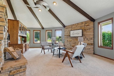 1004 W Welsh St, Williamsburg, IA 52361 - photo 4