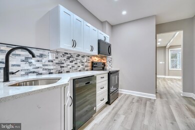 318 Mount Holly St, Baltimore, MD 21229 - photo 4