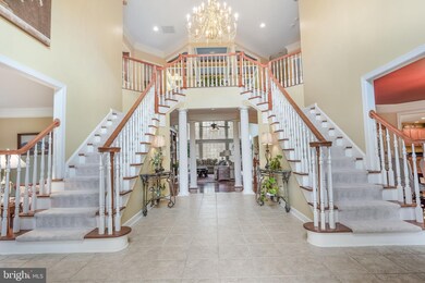 9213 Marovelli Forest Dr, Lorton, VA 22079 - photo 5