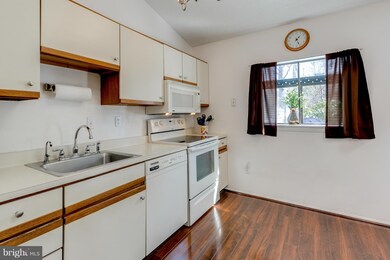9616 Sea Shadow, Columbia, MD 21046 - photo 6
