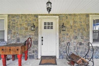 39 Deer Run Rd, Boyertown, PA 19512 - photo 4