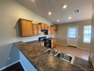 26136 E 89th Place S, Broken Arrow, OK 74014 - photo 4
