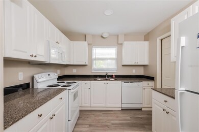 2839 Hope St, Sarasota, FL 34231 - photo 4