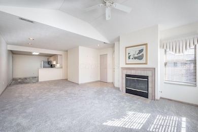 8511 Stonewoods Lane-13