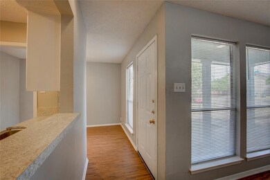 803 Treadwell Ct unit B, Hurst, TX 76053 - photo 4
