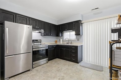 30671 Washington Blvd, Warren, MI 48093 - photo 6