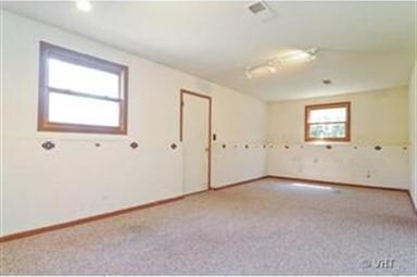 1904 Jethro Ave, Zion, IL 60099 - photo 6