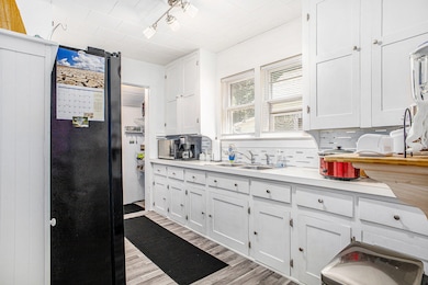 211 S 4th St, Niles, MI 49120 - photo 4