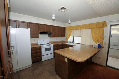 Kitchen305