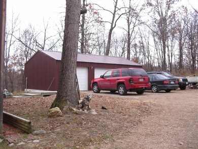 Detached Garage