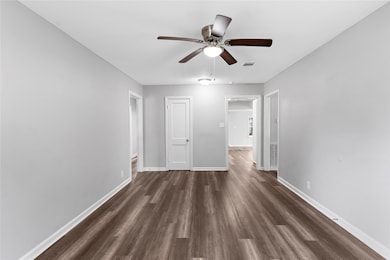 1104 Southampton St, Angleton, TX 77515 - photo 5