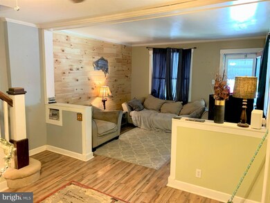 311 N Brobst St, Reading, PA 19607 - photo 3