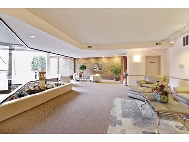 702 Waukegan Rd unit A408, Glenview, IL 60025 - photo 2