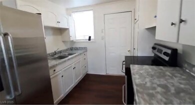 180 N Jones St unit 5, Moapa Valley, NV 89040 - photo 2
