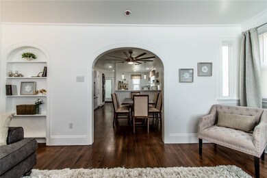 1117 Ocean Dr unit B, Corpus Christi, TX 78404 - photo 3