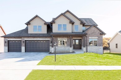 2076 Franklin Dr, Crown Point, IN 46307 - photo 2