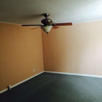 217 Granada Rd, Carpentersville, IL 60110 - photo 3