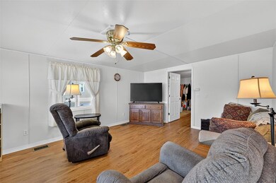 11324 Goldfinch Way, Leesburg, FL 34788 - photo 7