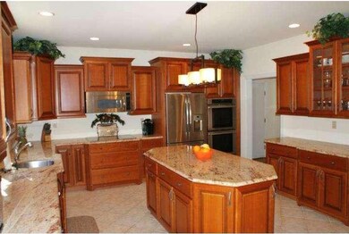 1005 Birchwood Ln, Glen Mills, PA 19342 - photo 5