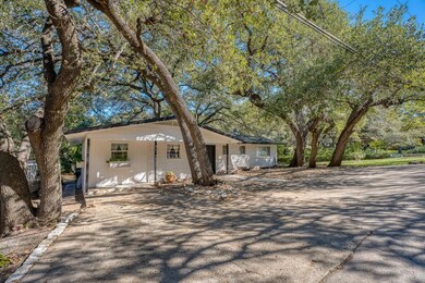 1117 County Road 132b, Kingsland, TX 78639 - photo 7