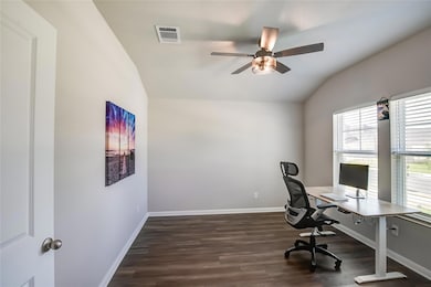 403 Grapefruit Rd, Hutto, TX 78634 - photo 4